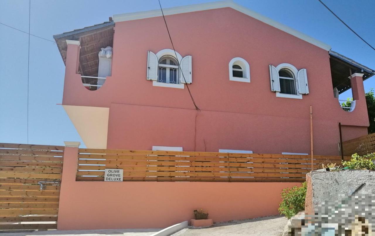 Olive Grove Deluxe Apartment Agnitsini ภายนอก รูปภาพ