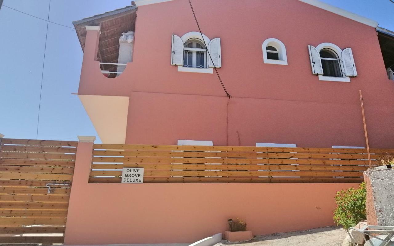 Olive Grove Deluxe Apartment Agnitsini ภายนอก รูปภาพ